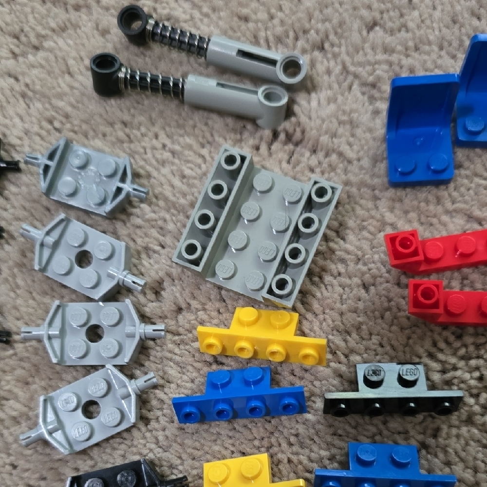 LEGO Automobile Pieces and Parts Building Blocks Set - Picture 7 of 16